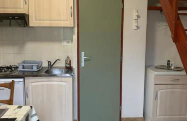 le gite des vignes Studio tout confort 1 chambre dans le vignoble Franche Comte Arbois - Foto 10