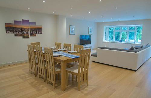 Lovely, spacious home with huge rear garden - Foto 4