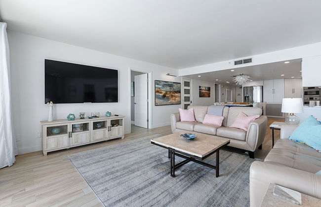 Beachfront 3 Bed Condo Daytona Beach Shores FL - Foto 3