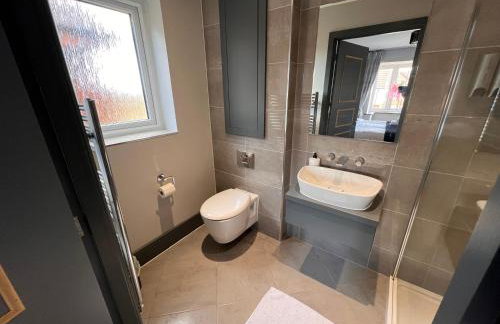 Luxury Durham Home in DH1, Free Parking, No Fees - Foto 26