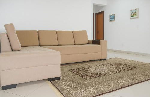 Dois quartos Cozinha completa Wi Fi Self check in com senha Central e perto de tudo a 4,4Km da Rodoviária e 15,4 km do Aeroporto Apartamentos 102 e 302 - Foto 33