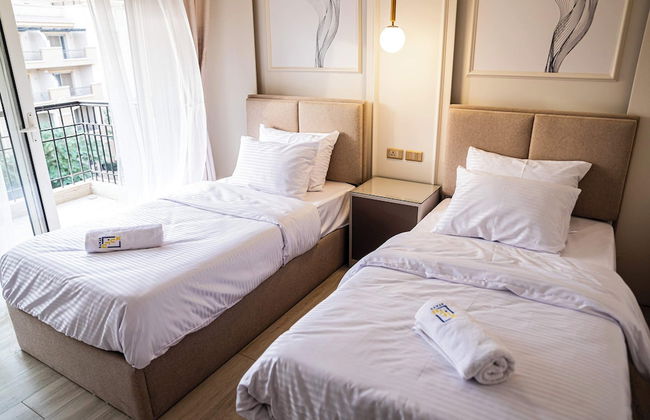 Xuru Stays I Imperial & Inviting 3bdr Duplex w/ Roof @new Cairo - Foto 4