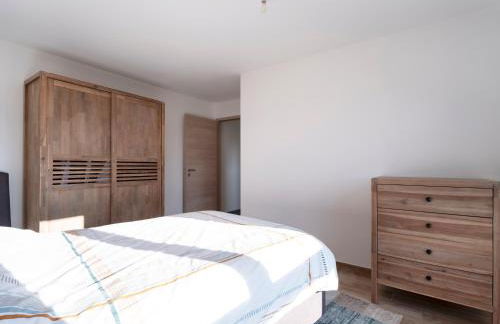 AZALEE - Parking gratuit - Terrasse couverte - Proche transport - Tout équipé - Photo 12