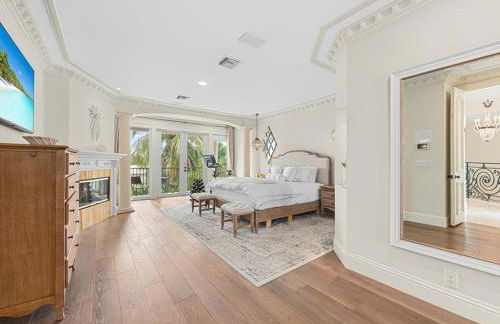 Near the Beach • Pool & Jacuzzi • Waterfront Villa - Foto 48