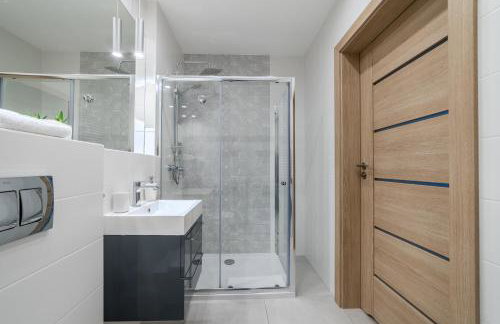 Poznań Airport Modern Apartment by BookingHost - Foto 17