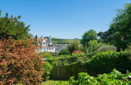 Stylish Coastal 3 Bed Haven - Close to town - Foto 36