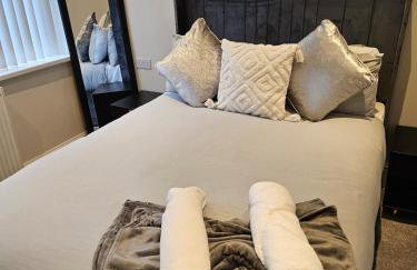 The Rocky Luxe - 4 Bedrooms - Parking - Sleeps 8 - Foto 43