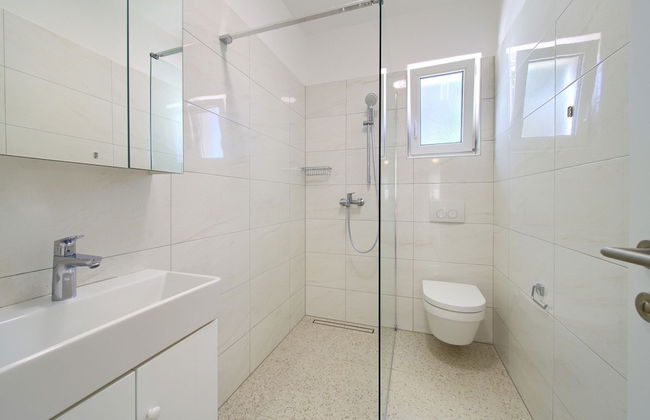 Villa in Cres With Sea Views & Pool - Foto 11