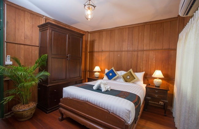 Baan Khun Nang Colonial Residence - Photo 3