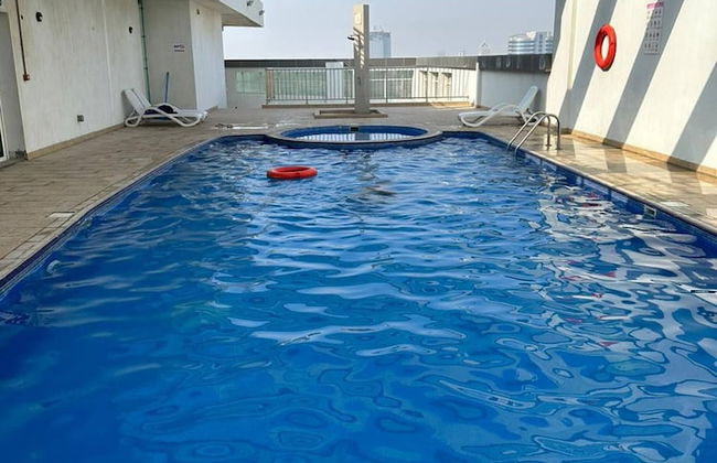 Luxurious 1 Bedroom Apartment in Red Residency Sport City Dubai - Photo 8