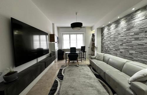 Amazing Varese Central Apartment - Photo 7