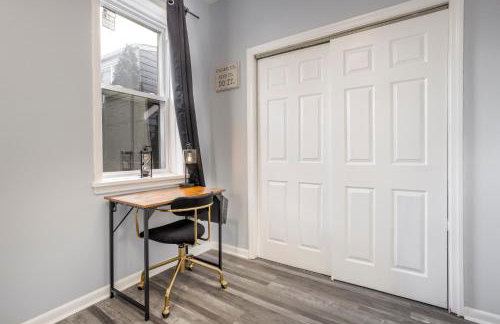 Three BR near Metlife with Laundry & Parking - Foto 4