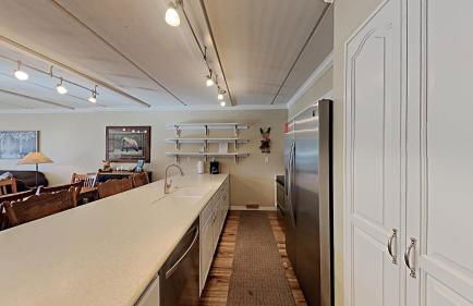 Spacious 3 Bed 3 Bath Condo with Pool - Foto 10