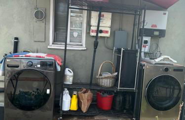 Pool Front Romantic Getaway withPrivate Entry - Foto 39