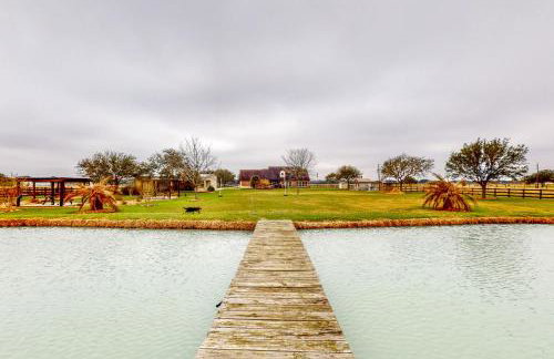 Blessing Farmhouse w/ Farm Views & Outdoor Living - Foto 1