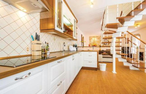 Cozy Home In Bregi With Wifi - Foto 24