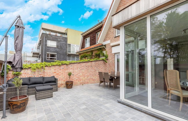 Modern Villa w/ Private Yard - Foto 40