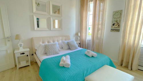 LUNA SUL PORTO Seaview Apartment - Bright and Spacious Flat in Central Nettuno, Steps from the Marina, Beaches, and Train Station - Photo 3, towels