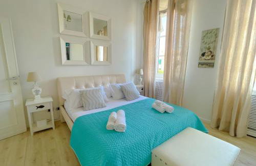LUNA SUL PORTO Seaview Apartment - Bright and Spacious Flat in Central Nettuno, Steps from the Marina, Beaches, and Train Station - Photo 3