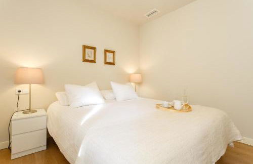 Diseño y confort junto a la catedral - Foto 24