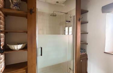 Cosy historic brewery with beautiful outdoor space - Foto 25