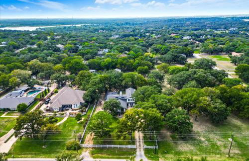 5BD Modern Farmhouse Retreat Sleeps 12 - Photo 57