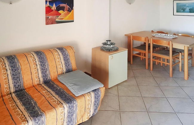 Apartment in Ghisonaccia Near Sandy Beach - Foto 10