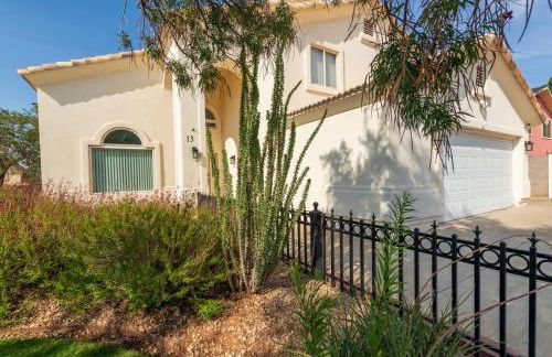 Large Family Home with Game Room - Foto 2