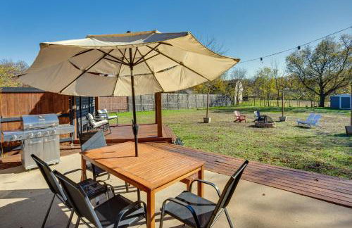 Game Room and Fire Pit Family-Friendly Aubrey Home - Foto 2