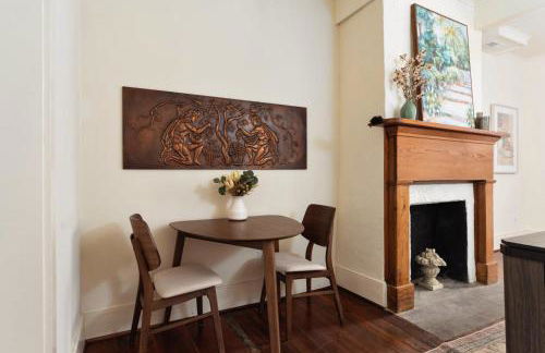 Historic 1897 Bill Murray House, DT Charm, Game Room and Parking - Foto 28