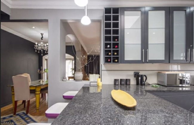 The Minimalist - Photo 29