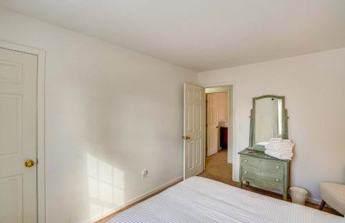 Walk to Dining Downtown Lenox Guest House! - Foto 24