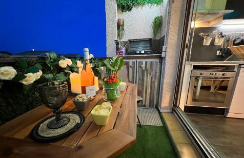 Azur, a 100m du marché de Noel, appartement 4 personnes et parking privé - Foto 18