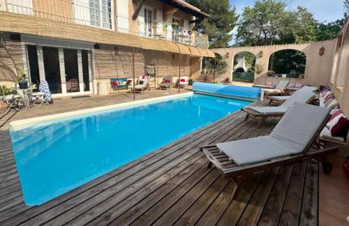 Mas Provençal 8 pers climatisé, 3 chambres avec salles de bains, piscine privée - Foto 12