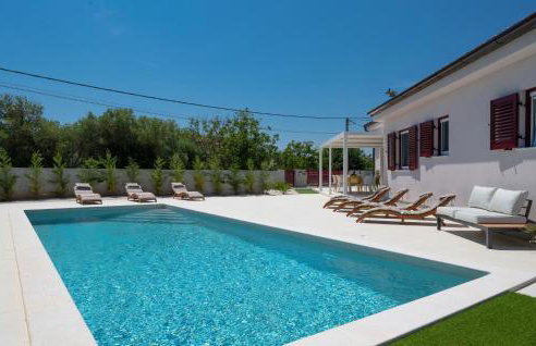 Awesome Home In Mali Vareski - Foto 10