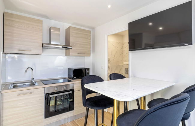 Large Renovated Studio - Bright - 1br/4p - Foto 6