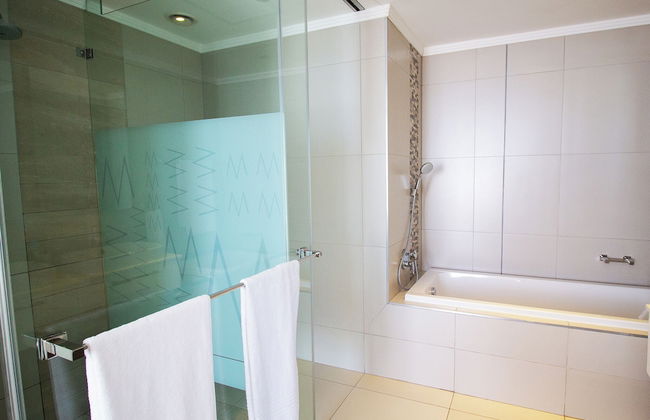 Sandton Smart Apartment Eighteen - Photo 14