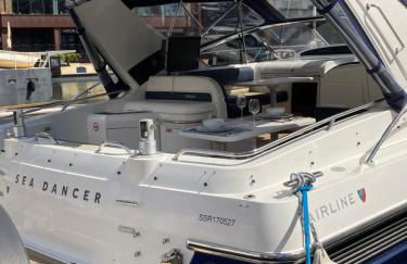 Entire Boat at St Katherine Docks 2 Available select using room options - Photo 41