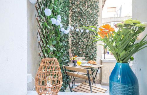 Eiffel Tower studio with terrace and AC - Foto 19