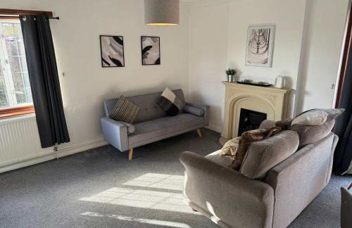 Large 4 Bed with Parking - Foto 24