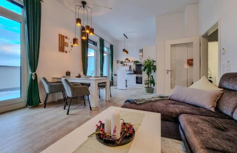 WiLUKA Penthouse mit großer Dachterasse -highspeed Wifi- 24Std Check-In -nachhaltig eingerichtet- Netflix - Photo 17