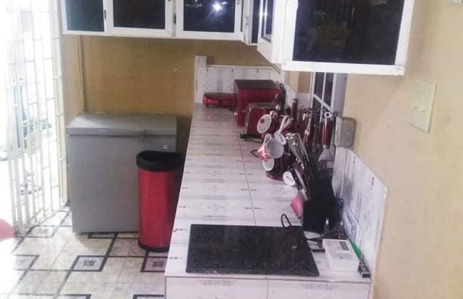 Immaculate 2-bed Apartment in Spanish Town - Foto 6