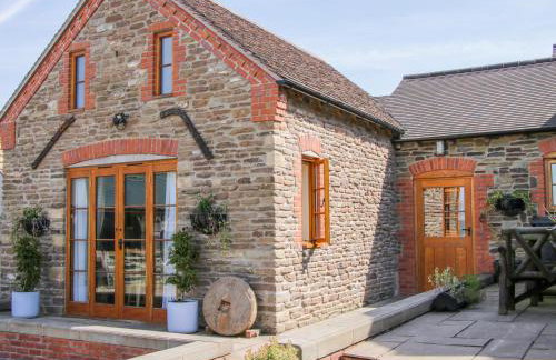 High Grove - Photo 3