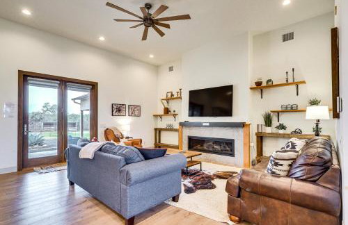 Large Group Getaway in Georgetown with Private Pool! - Foto 4