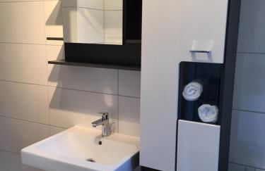 Sehr schönes und möbliertes Apartment - Foto 9