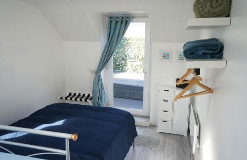 Cozy 1 Bed Retreat - Amlwch - Photo 14