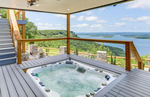 Luxe Home with Panoramic Greers Ferry Lake Views - Photo 1