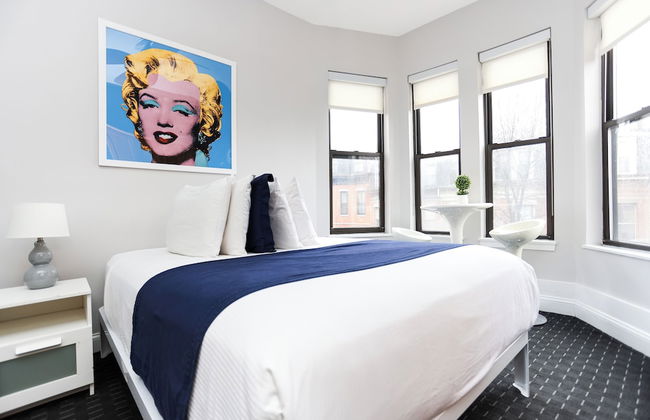 Maverick Suites at 400 Columbus Ave - Foto 22