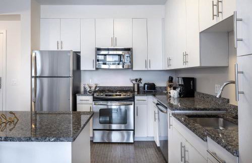 Luxury Apt In Harbor Point with Balcony - Foto 8