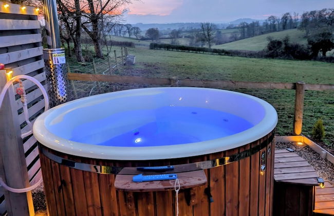 Caplor Glamping and Lodges - Photo 76